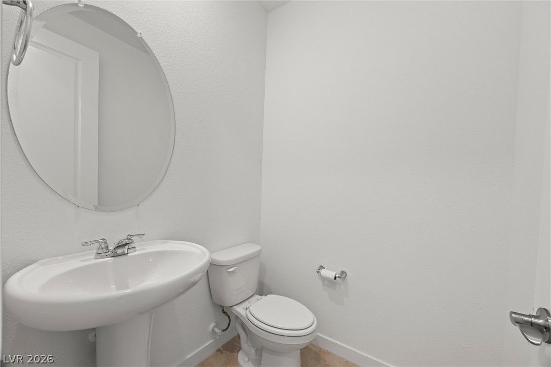 Photo 34 of 42, 11467 Contour Avenue