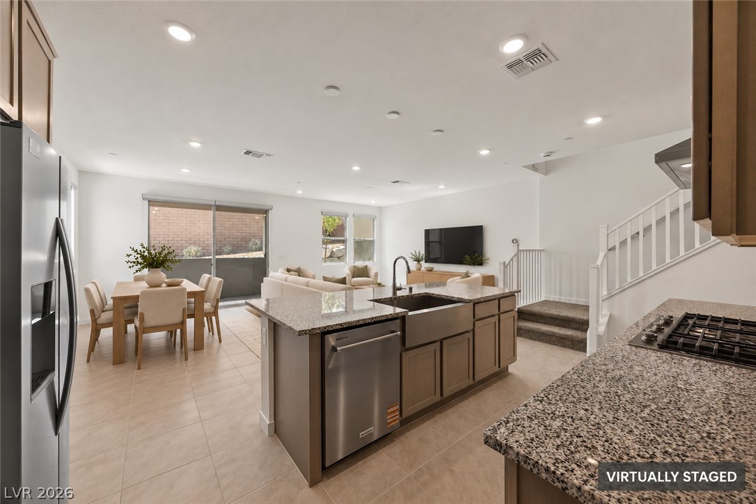 Photo 5 of 11467 Contour Avenue