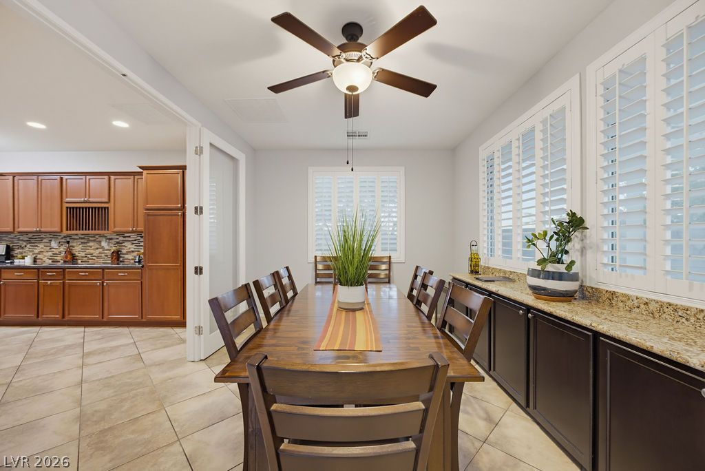 Photo 5 of 10425 Ingelow Court