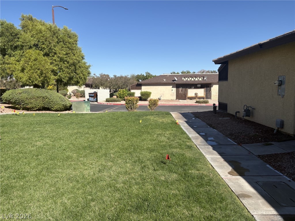 Photo 17 of 21, 3005 Saint George Street #D