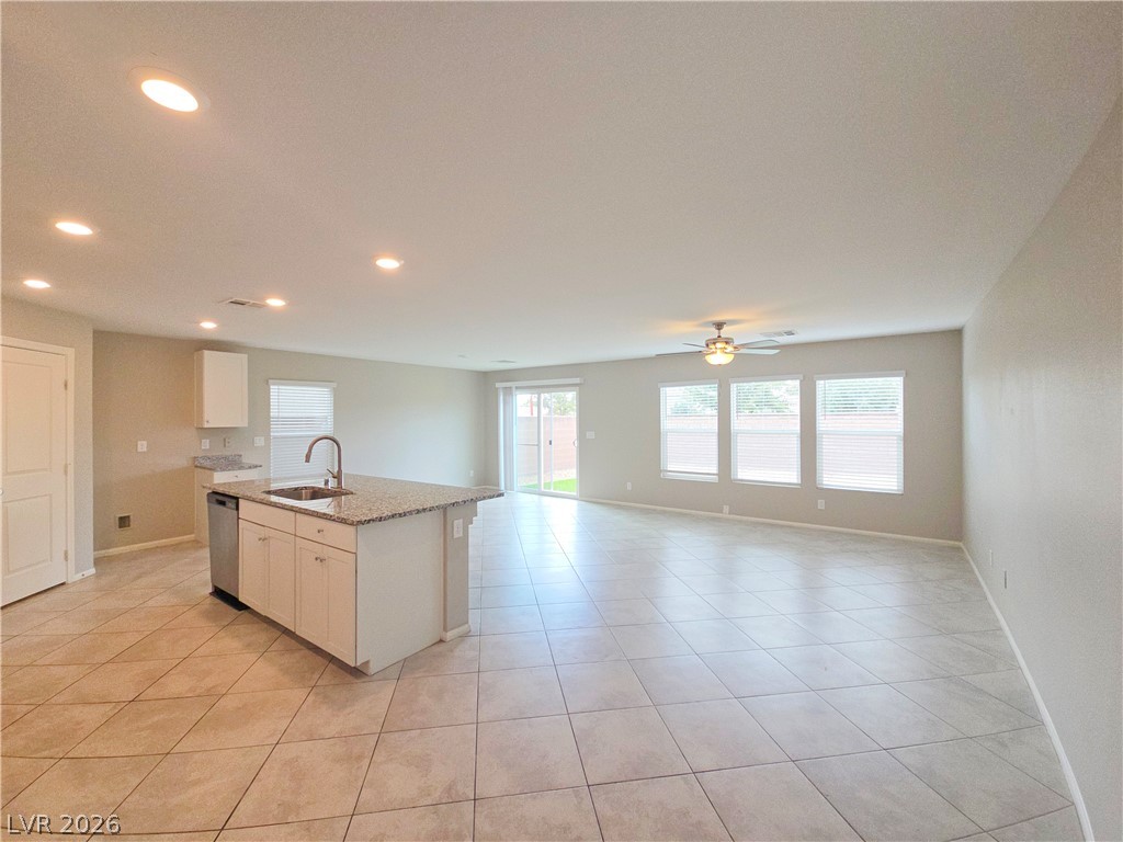 Photo 6 of 30, 1221 Deep Valley Avenue
