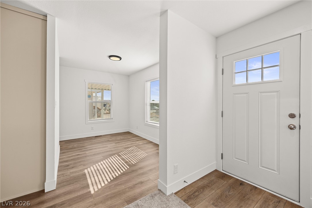 Photo 8 of 35, 478 W Ingram Avenue