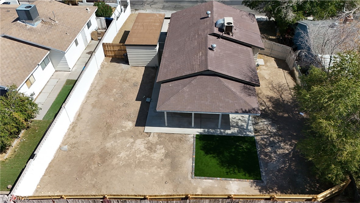 Photo 30 of 40, 4741 San Rafael Avenue