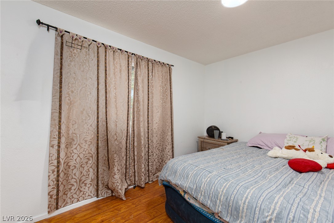Photo 13 of 31, 3158 La Luna Circle