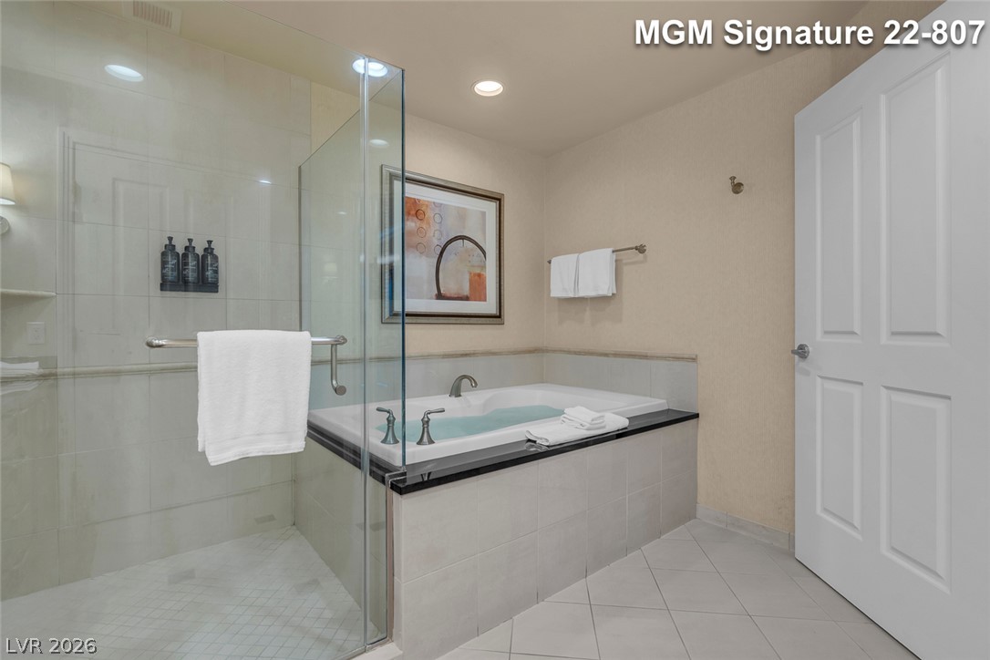 Photo 36 of 54, 125 E Harmon Avenue #2207