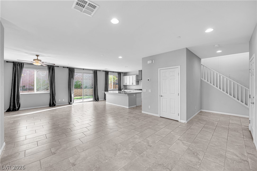 Photo 3 of 908 Brayfield Court