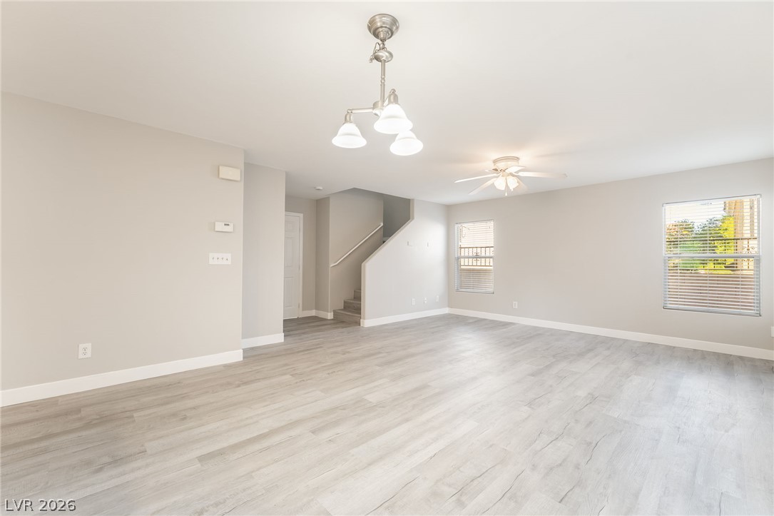 Photo 4 of 512 Swiss Cottage Avenue