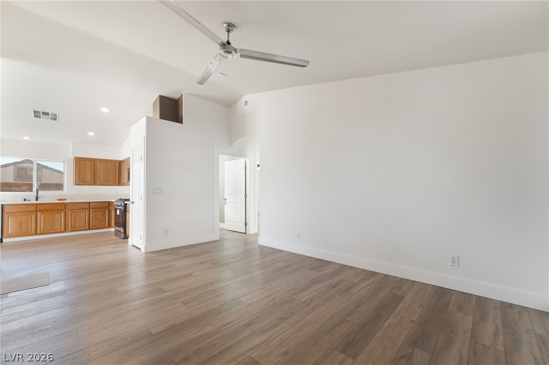 Photo 5 of 9360 Borough Park Street