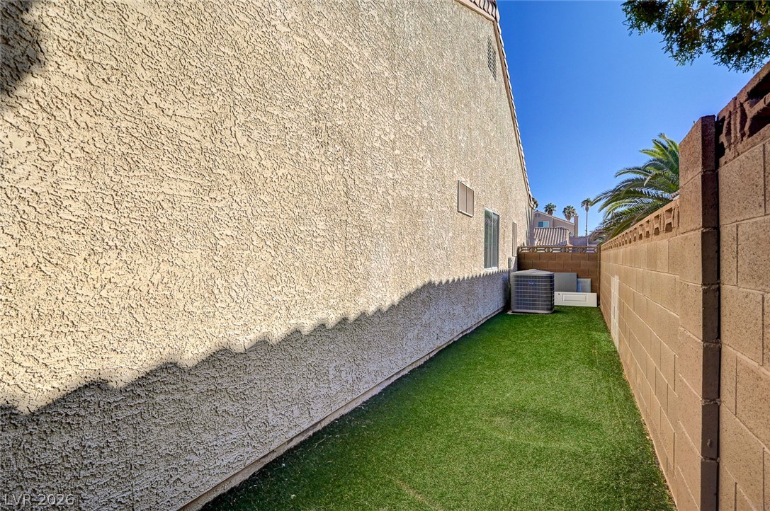 Photo 57 of 57, 904 Serpentina Avenue