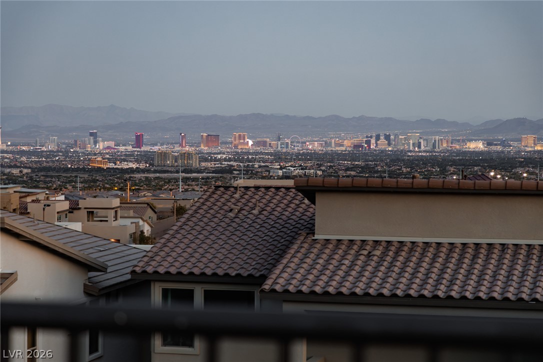 Photo 4 of 380 Vista Sunset Avenue
