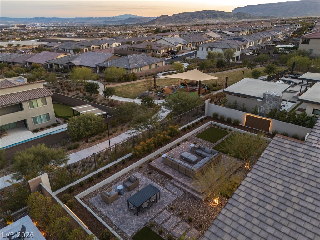 Photo 3 of 380 Vista Sunset Avenue