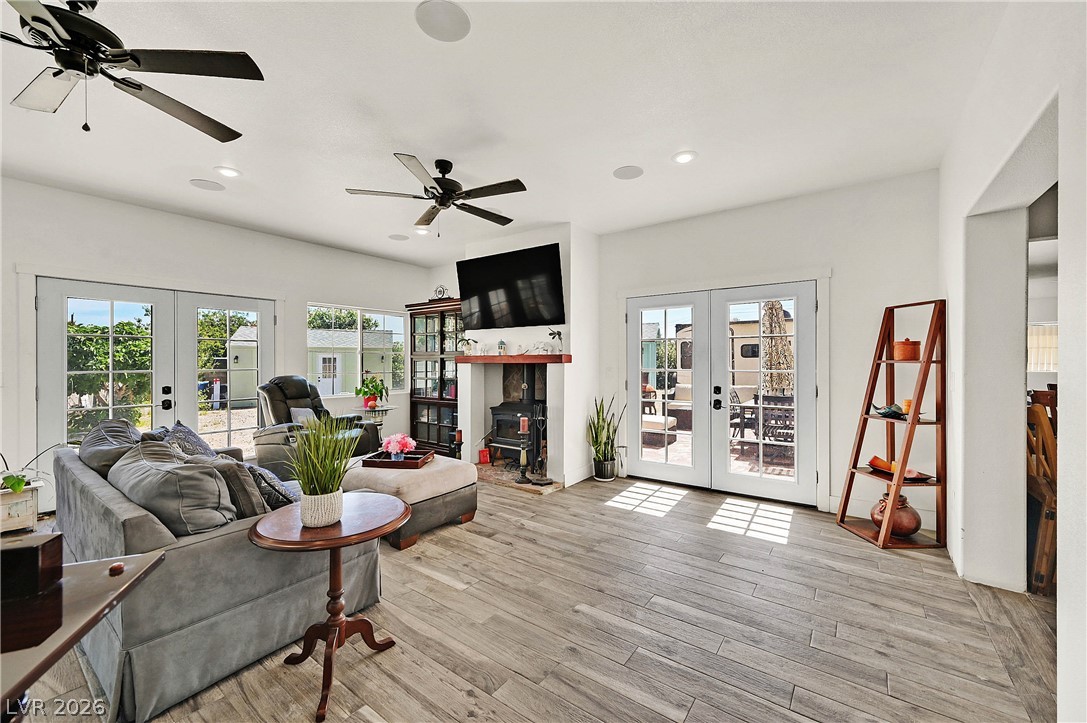 Photo 13 of 57, 4420 Quadrel Street