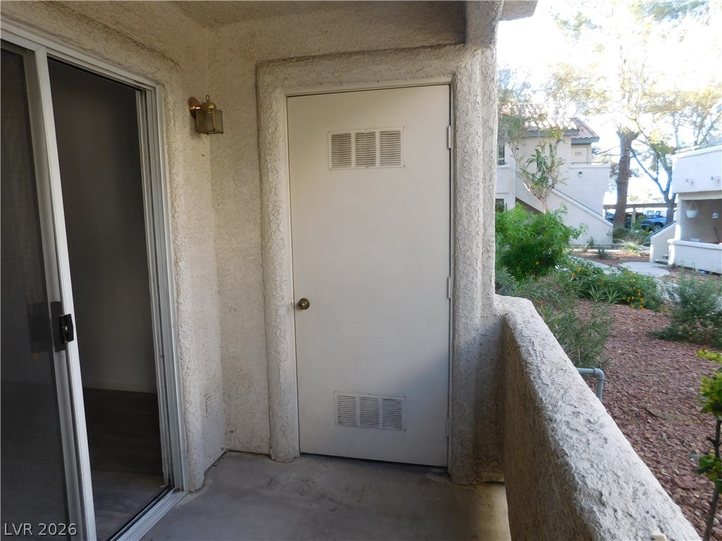 Photo 26 of 45, 3044 Casey Drive #102