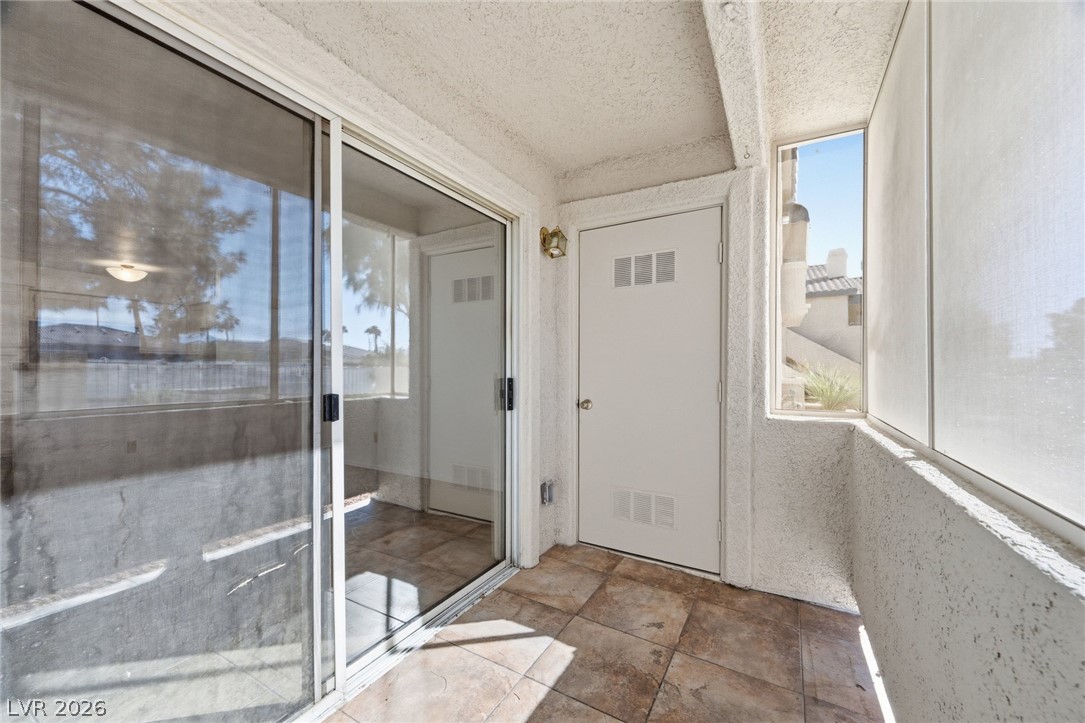 Photo 4 of 3425 E Russell Road #116