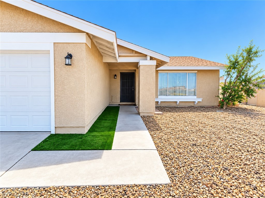 Photo 4 of 7097 Hillcroft Way