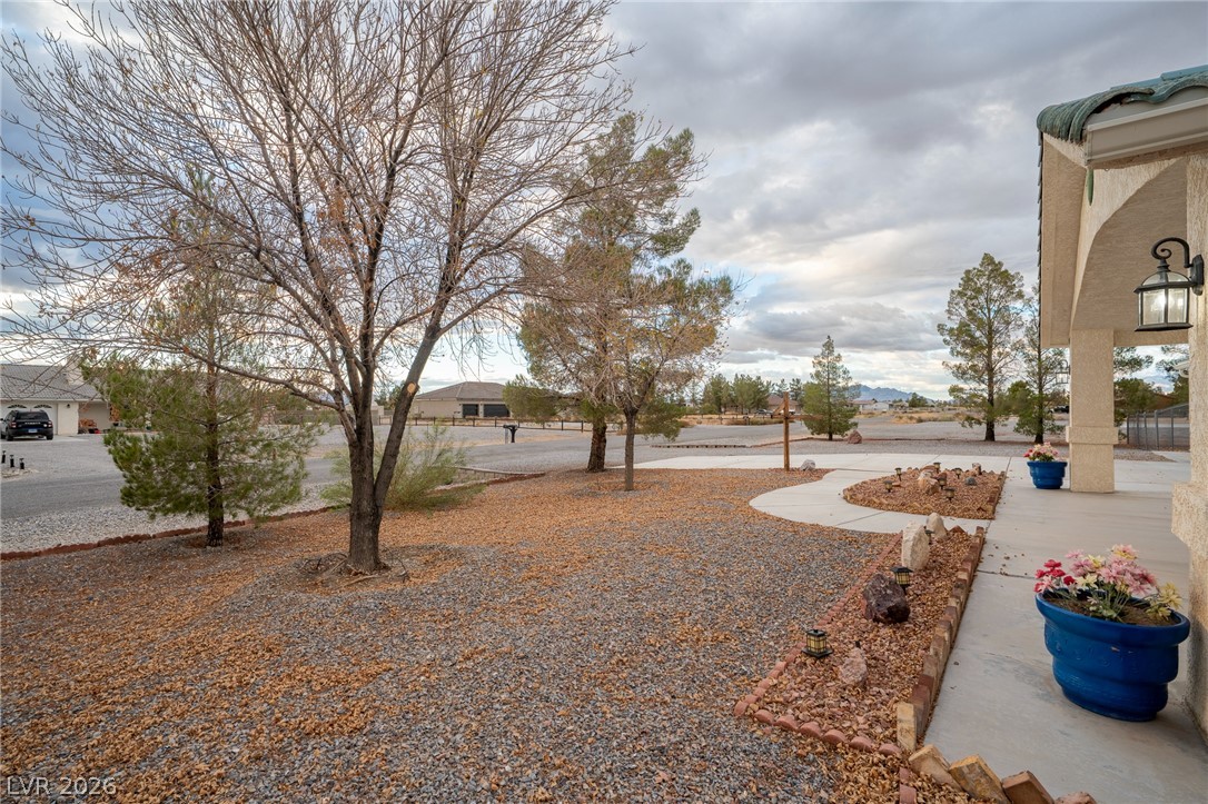 Photo 8 of 74, 3631 S Tumbleweed Avenue