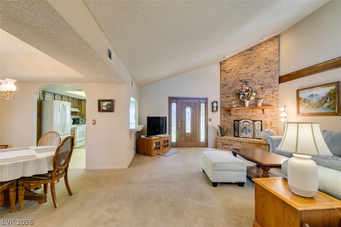 Photo 14 of 44, 5318 Taravilla Circle