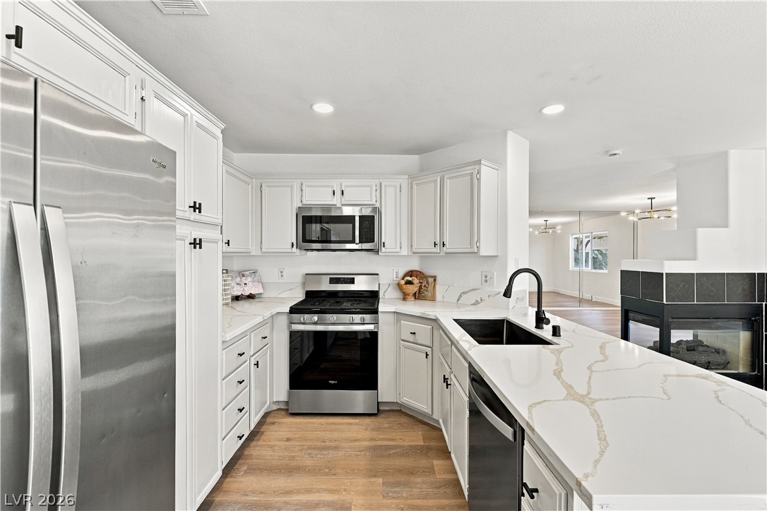 Photo 10 of 47, 7528 Fencerow Street