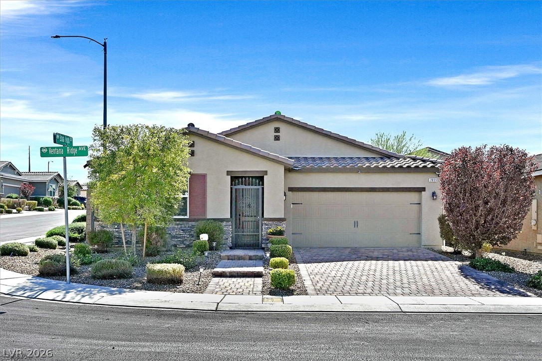 2899 Ventana Ridge Avenue, Henderson