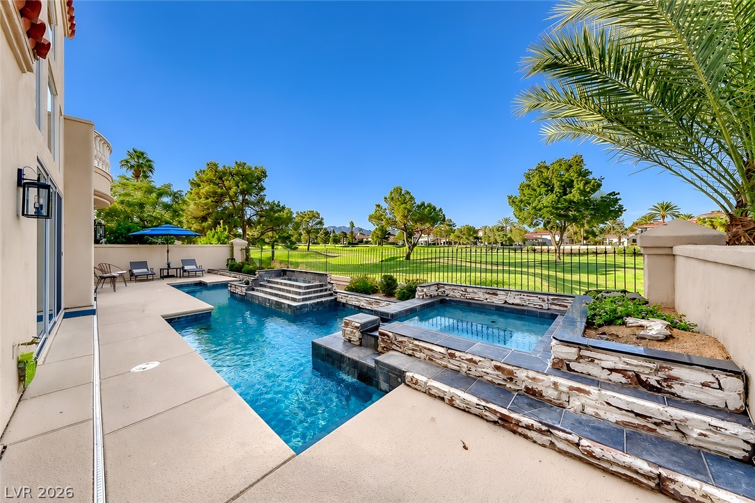 8330 Carmel Ridge Court, Las Vegas