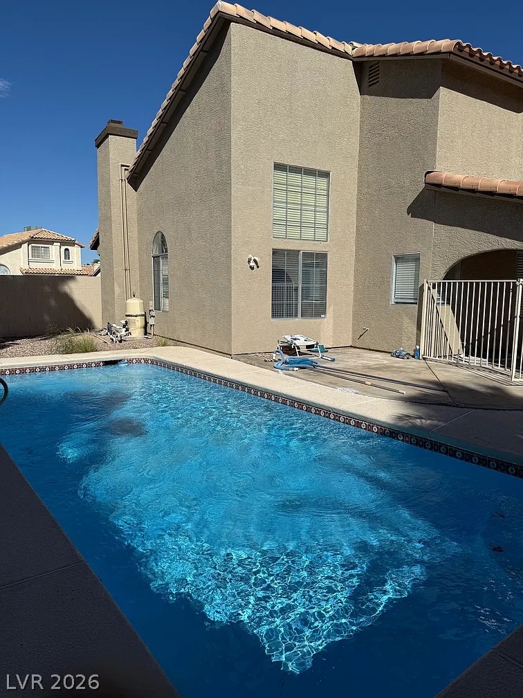Photo 18 of 19, 909 Sparrow Court
