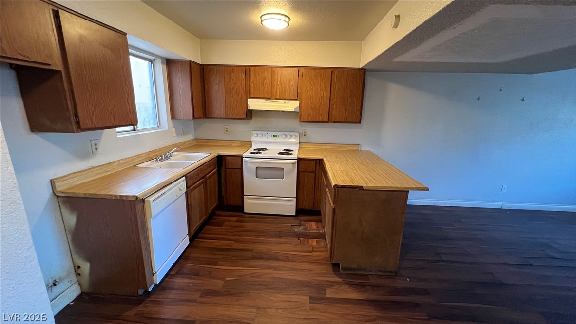 Photo 14 of 39, 3545 Rio Robles Drive #D