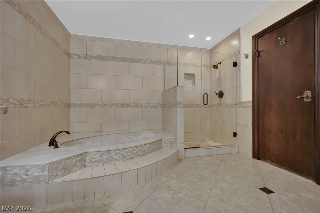 Photo 20 of 43, 8040 Gilespie Street