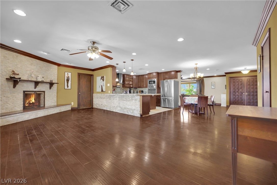 Photo 15 of 43, 8040 Gilespie Street
