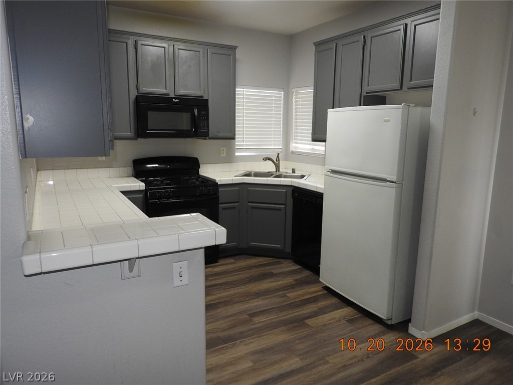 Photo 12 of 28, 75 N Valle Verde Drive #411