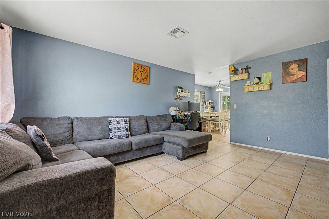 Photo 4 of 4533 Sherrill Avenue