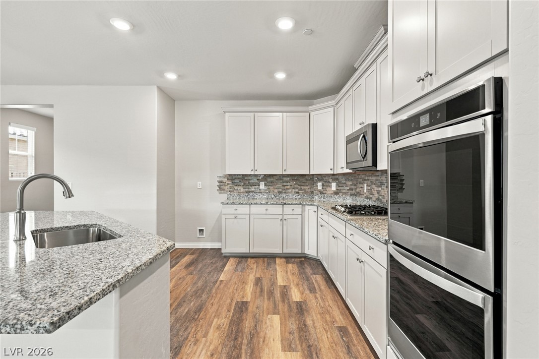 Photo 7 of 31, 2979 Ballantrae Court
