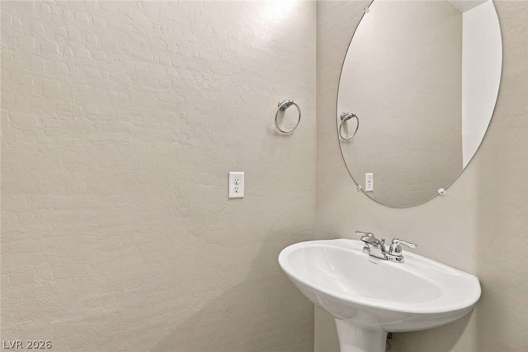 Photo 17 of 31, 2979 Ballantrae Court