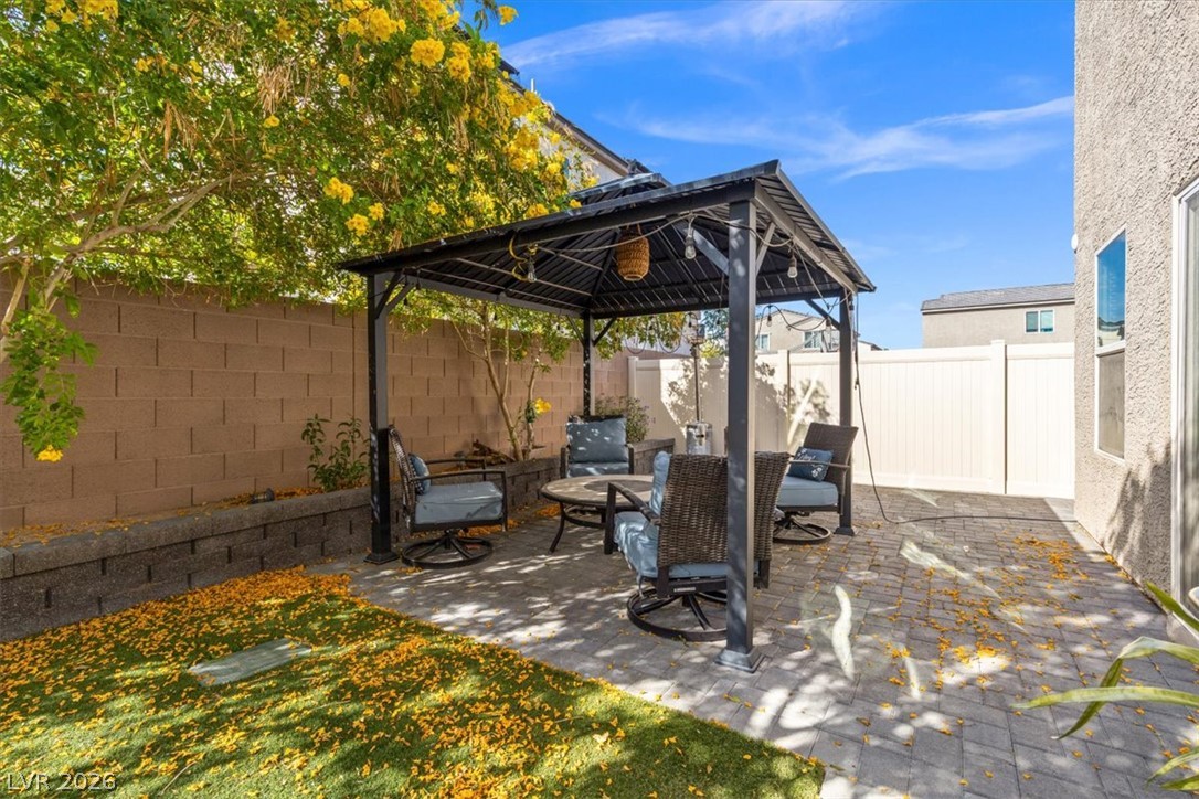 Photo 22 of 27, 5065 Bloodhound Street