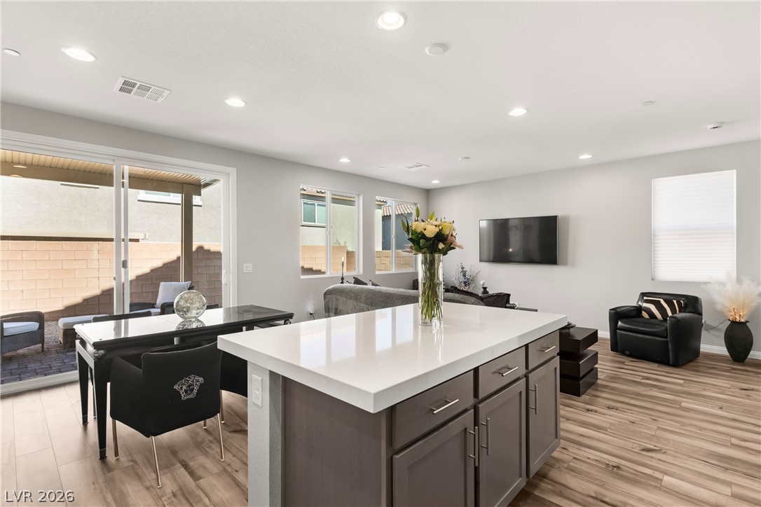Photo 9 of 38, 10626 Dryades Avenue