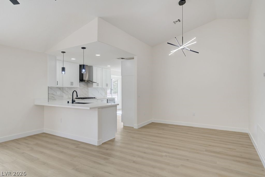 Photo 7 of 33, 8901 Villa Ridge Drive