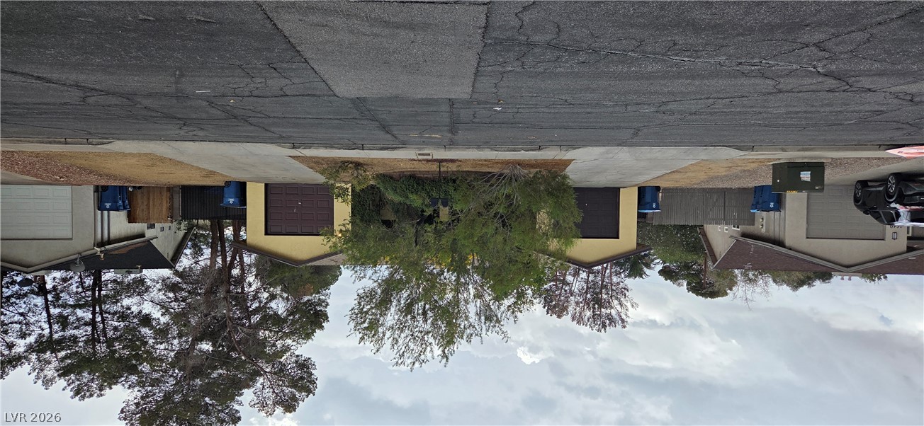 Photo 2 of 1539 Hialeah Drive