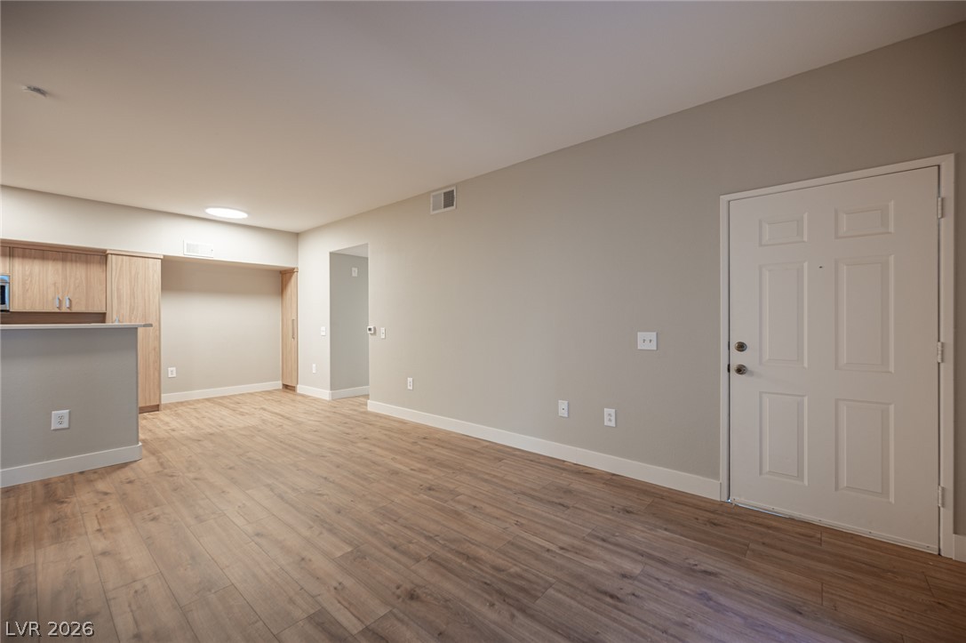 Photo 13 of 50, 2615 W Gary Avenue #1048