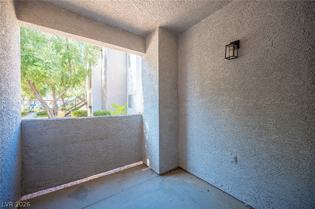 Photo 33 of 50, 2615 W Gary Avenue #1048