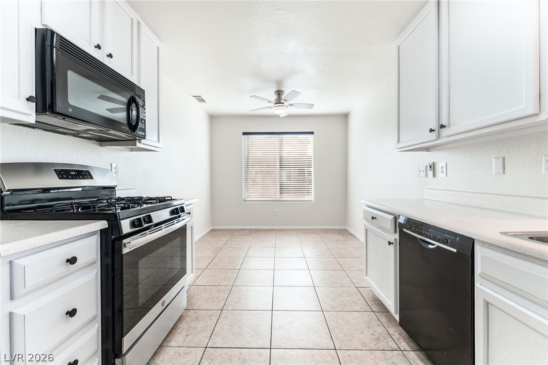 Photo 16 of 36, 1570 W Jamielinn Lane #101