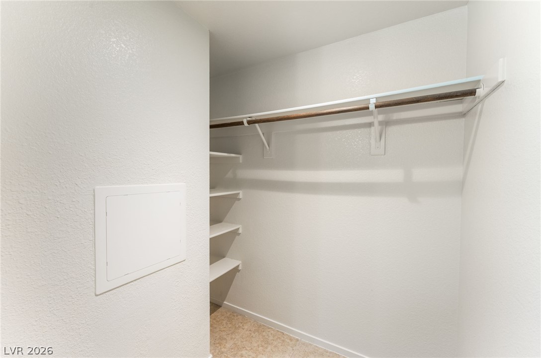 Photo 26 of 36, 1570 W Jamielinn Lane #101