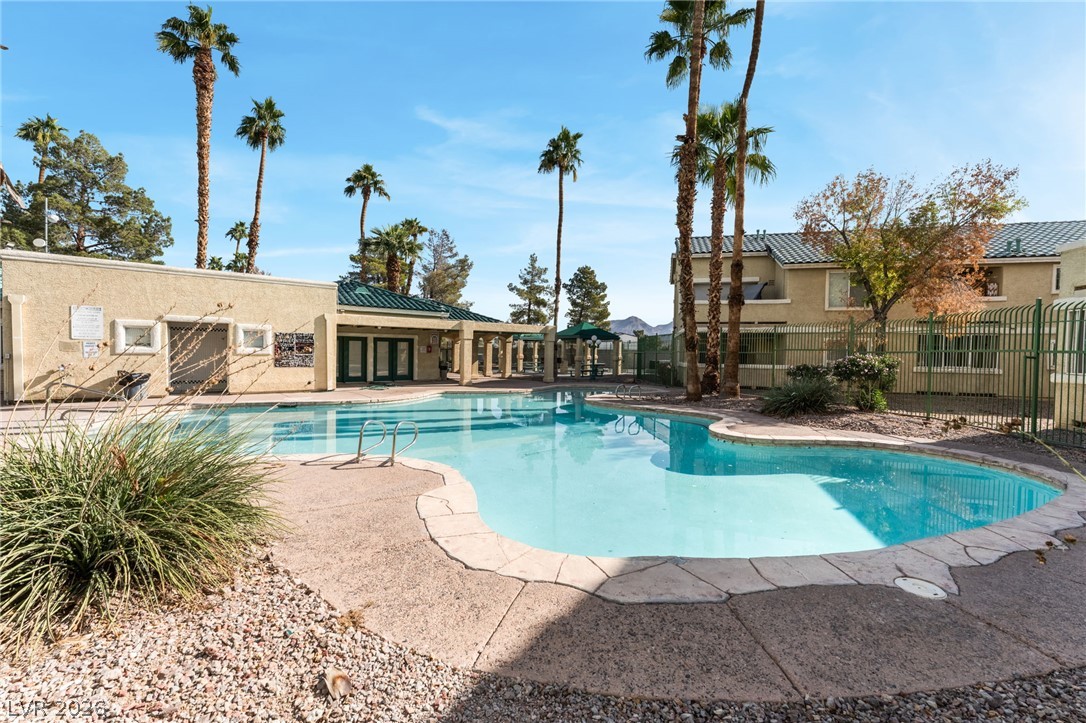 Photo 34 of 36, 1570 W Jamielinn Lane #101