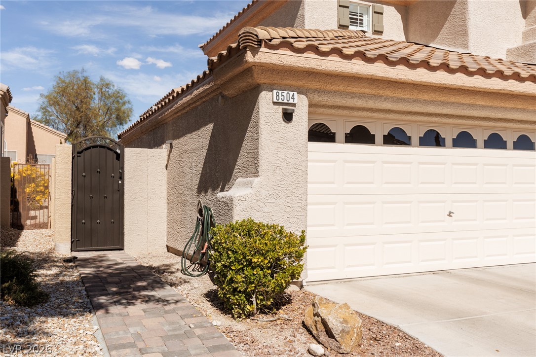 Photo 2 of 8504 Chiquita Drive