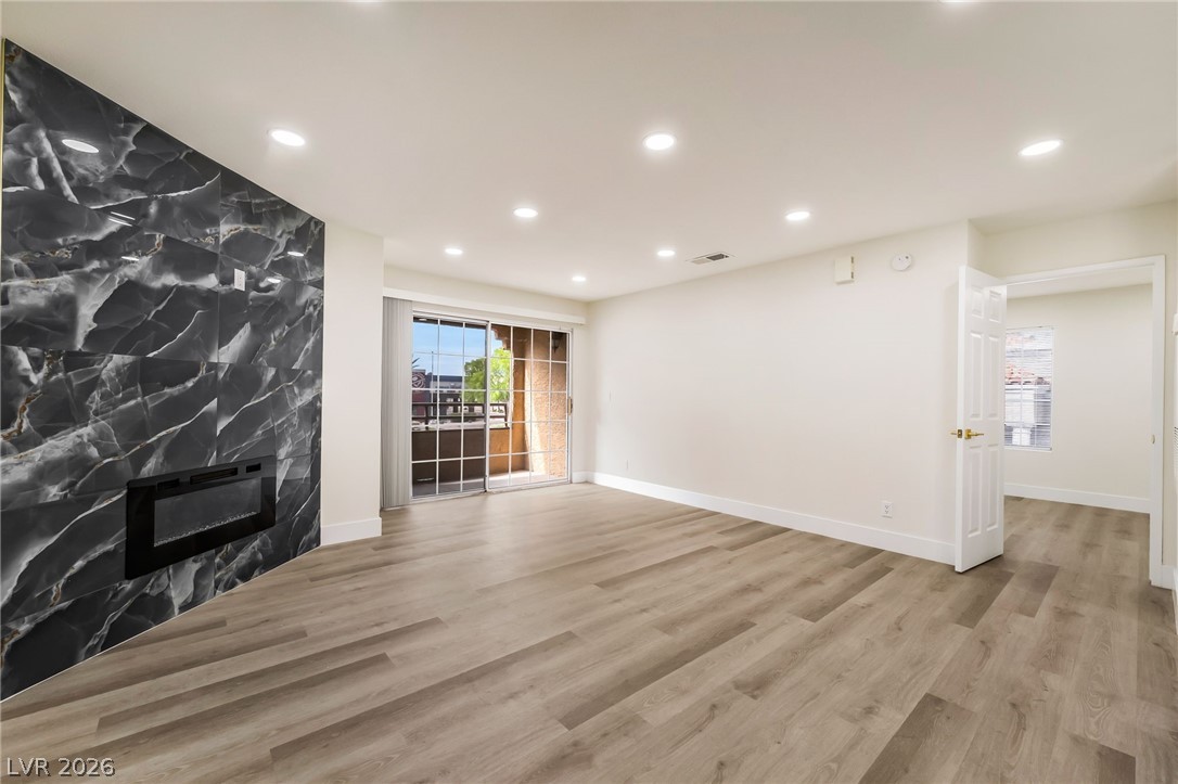 Photo 14 of 28, 2200 S Fort Apache Road #2073