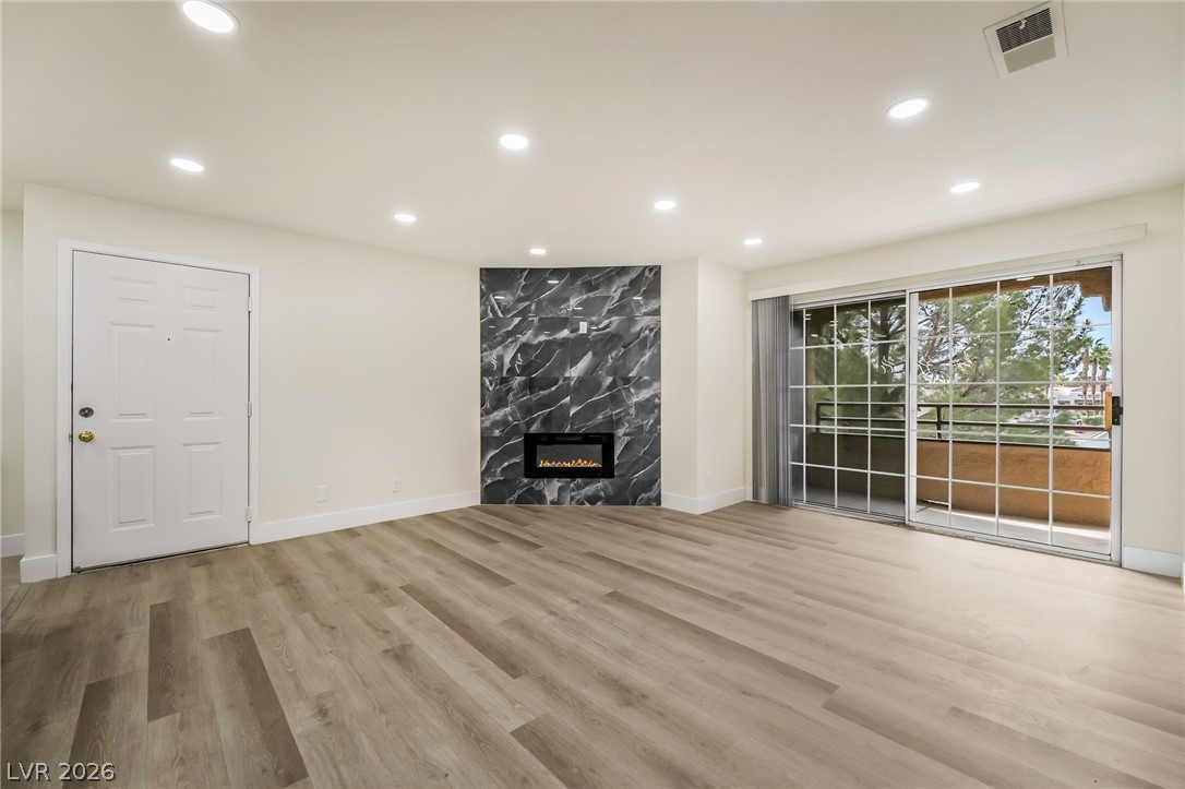 Photo 19 of 28, 2200 S Fort Apache Road #2073