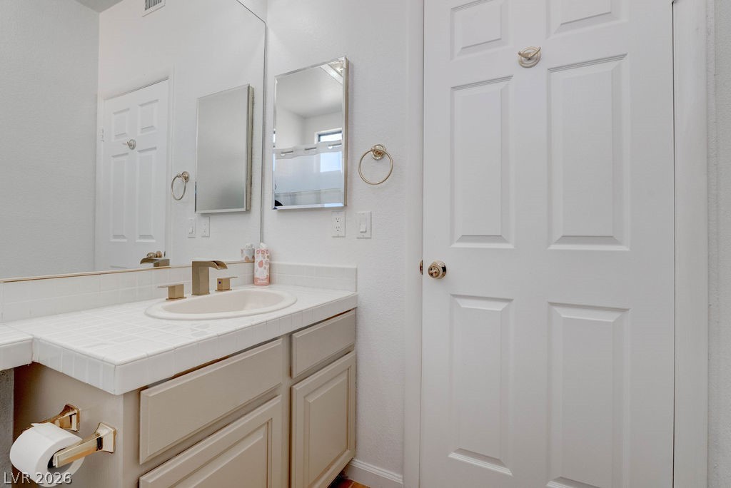 Photo 5 of 3238 Brookfield Drive