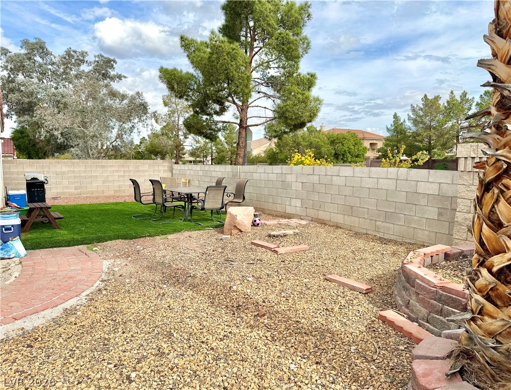 Photo 4 of 9474 Santa Fe Rose Street