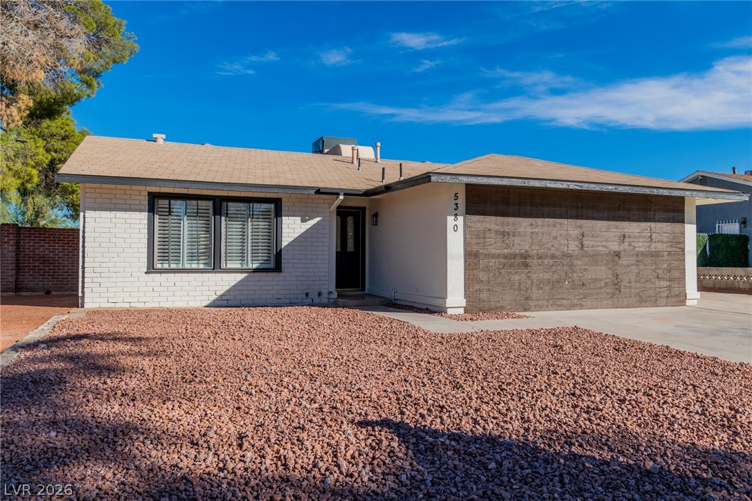 Photo 4 of 5380 Stirrup Street