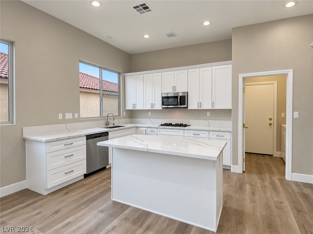 Photo 9 of 37, 797 Tiffany Bend Court
