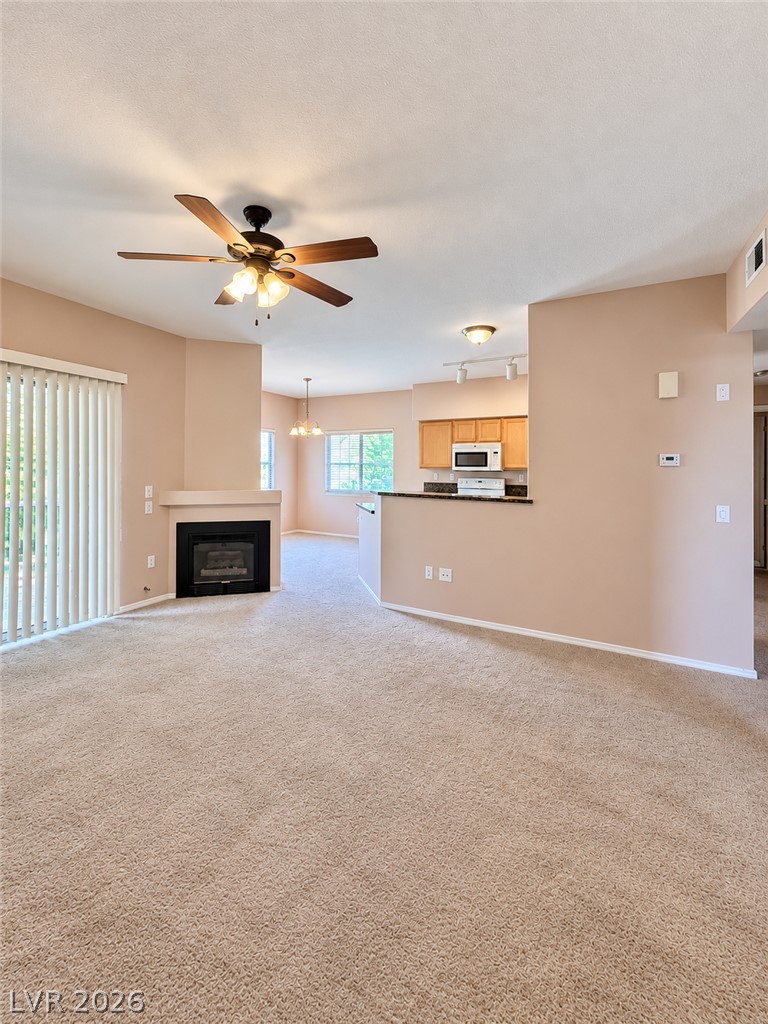 Photo 2 of 1050 E Cactus Avenue #2048