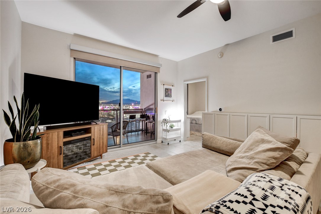 Photo 9 of 78, 200 W Sahara Avenue #1703